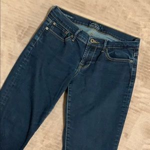 Lucky Brand dark was jeans